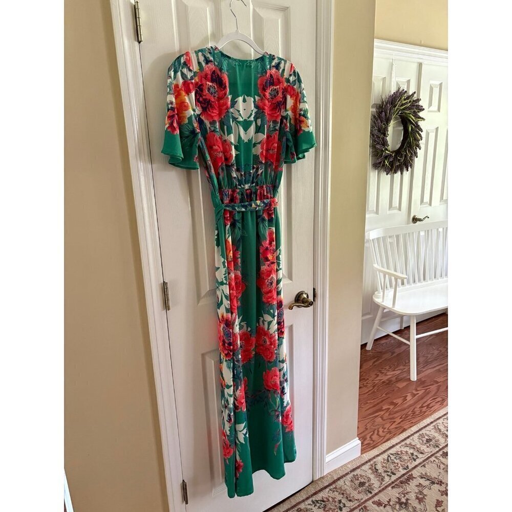 Lulu’s Green Floral Maxi Dress - Picture 2 of 6